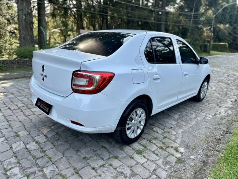 RENAULT - LOGAN - 2020/2021 - Branca - R$ 57.900,00