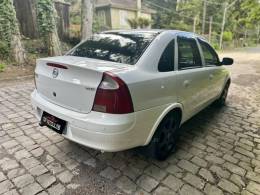 CHEVROLET - CORSA - 2003/2004 - Branca - R$ 24.900,00