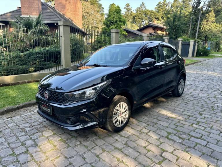 FIAT - ARGO - 2019/2020 - Preta - R$ 58.900,00